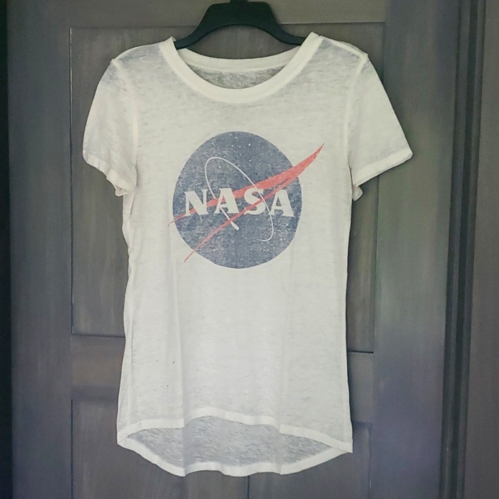 Graphic NASA tee